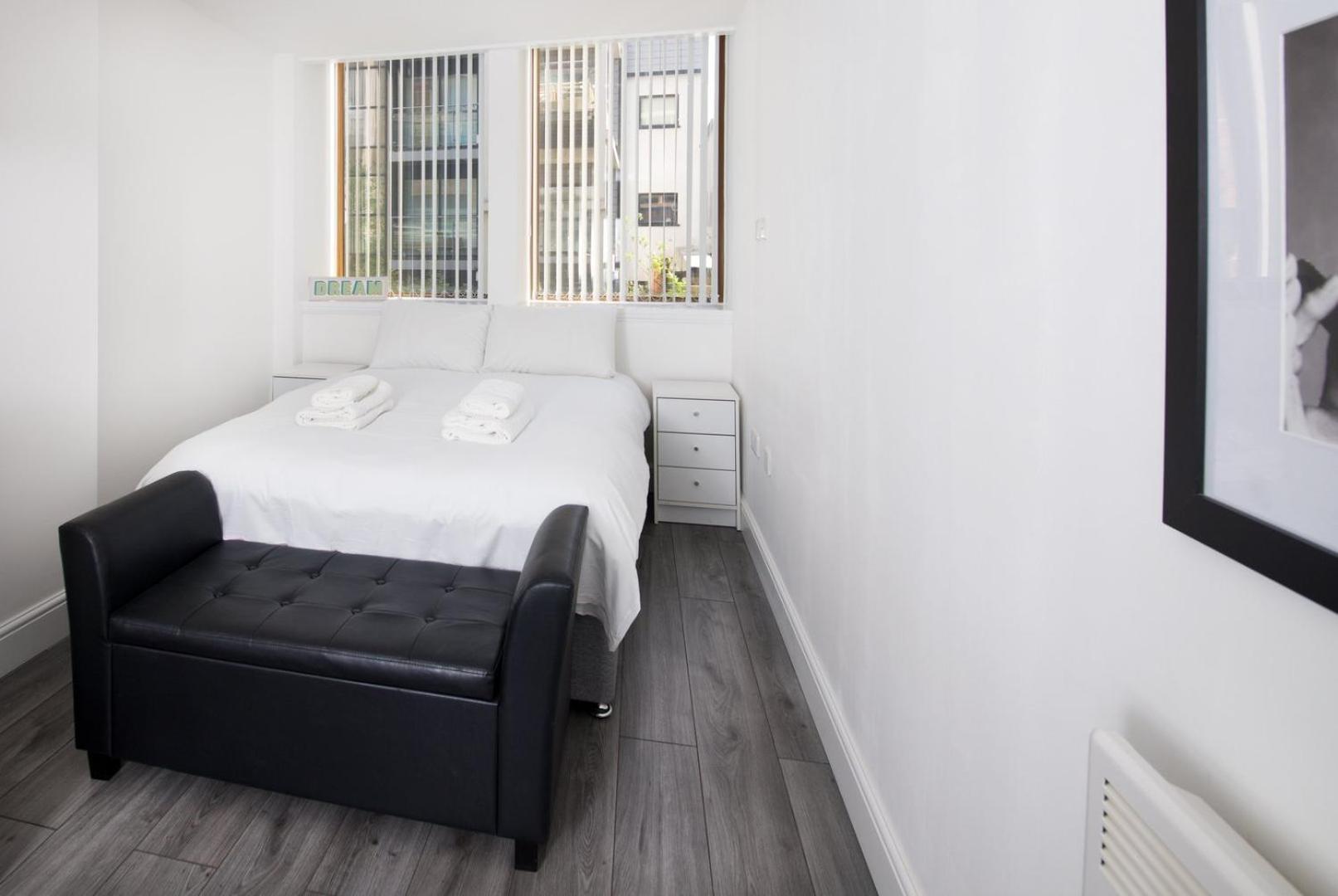 Guestready - Monochromatic Retreat Liverpool Exterior foto